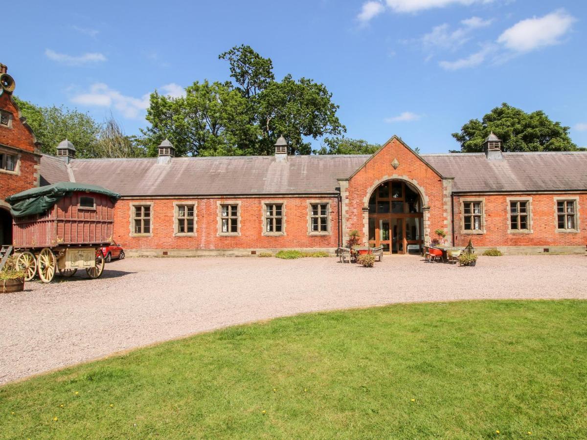 Chetwynd Lodge Stafford Zewnętrze zdjęcie